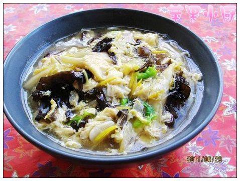 黄花菜鲜蛤汤卤面步骤7