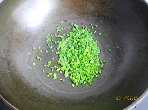 韭苔鸡蛋面步骤2