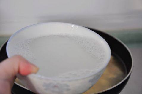 鲜味汤米面步骤5