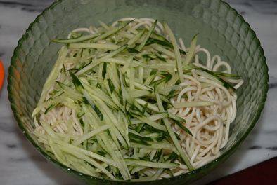 肉酱凉面步骤3