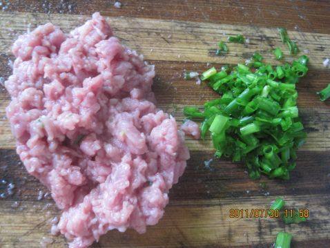 牛肉冷面步骤1