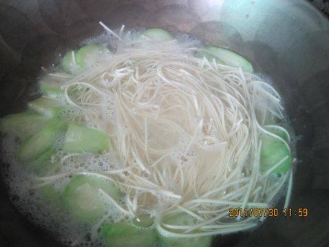 牛肉冷面步骤3