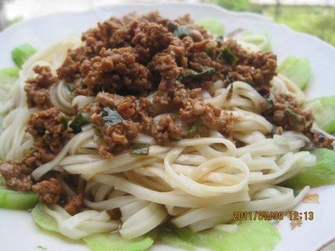 牛肉冷面步骤8