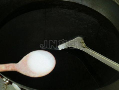 香菇鸡蛋面步骤1