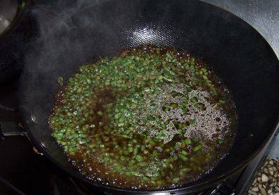 豇豆打卤面步骤4