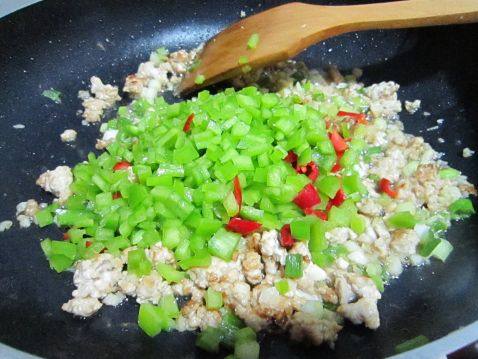青椒肉打卤面步骤6