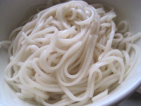 酸萝卜拌面步骤3