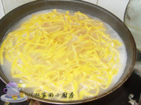鸡丝南瓜凉面步骤9