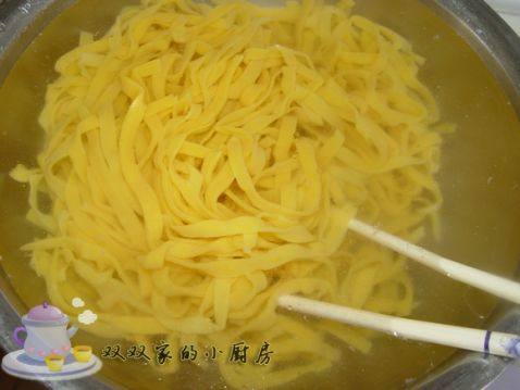 鸡丝南瓜凉面步骤10