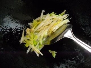 手擀玉米面步骤9