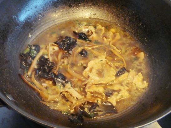 木耳肉片手擀面步骤6