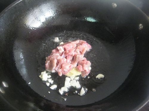 麻辣肉丝拌凉面步骤6