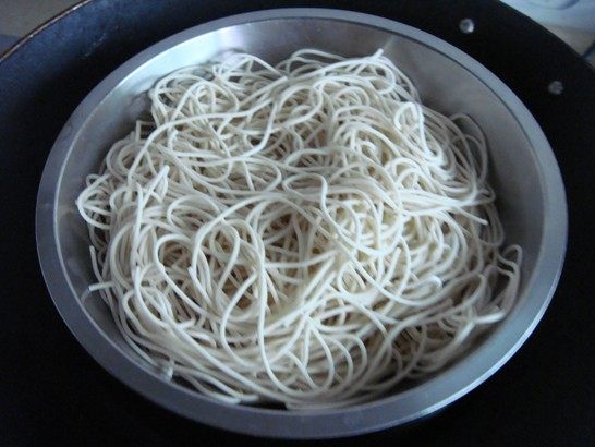 三鲜素炒面步骤1