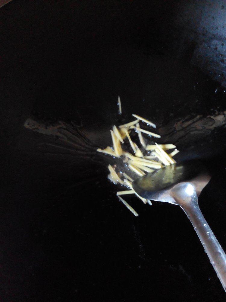 豆芽炒河粉步骤5