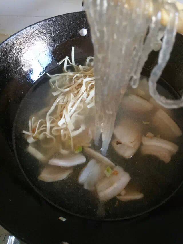 高汤酸辣粉步骤16