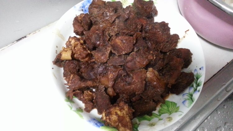 牛肉米粉步骤1
