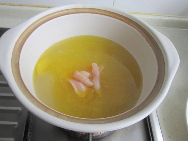 鸡汤米粉步骤5