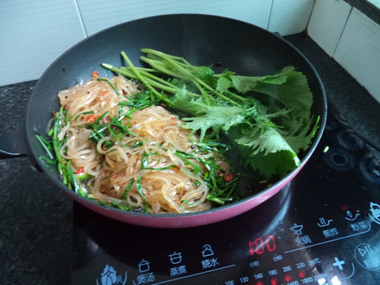 韭菜炒粉丝步骤6