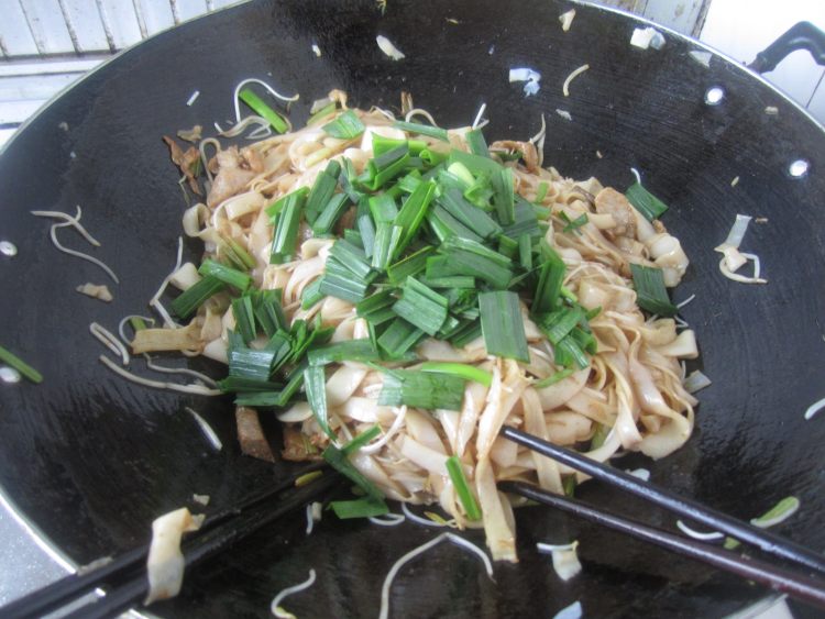 猪肝瘦肉炒河粉步骤13