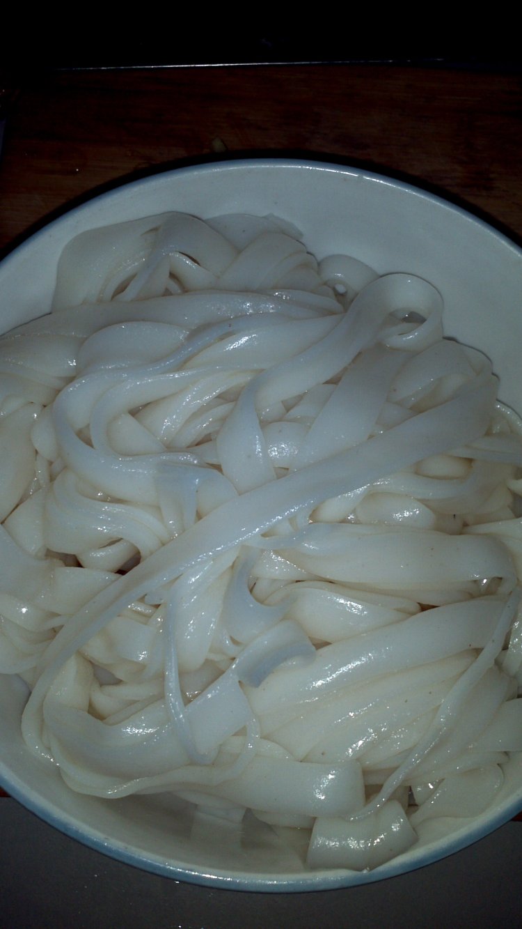 鸡蛋炒河粉步骤1