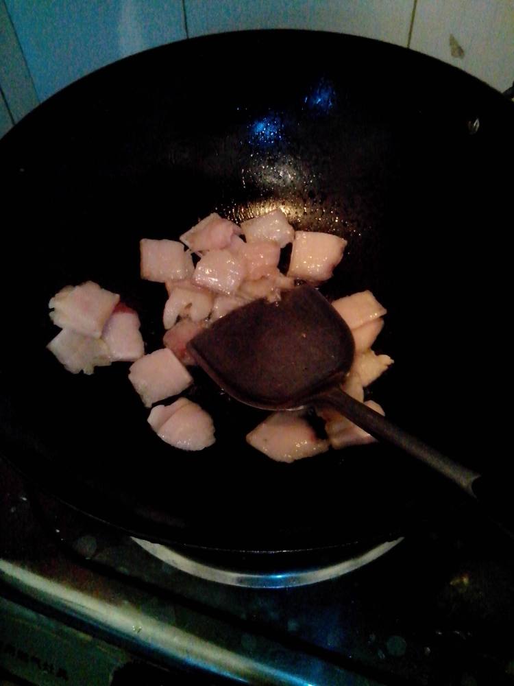 酸菜土豆粉步骤3
