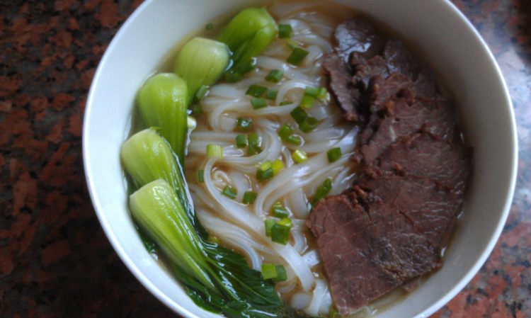 牛肉汤粉步骤10
