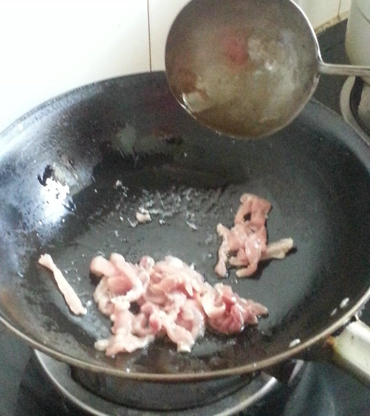 肉丝炒粉步骤5