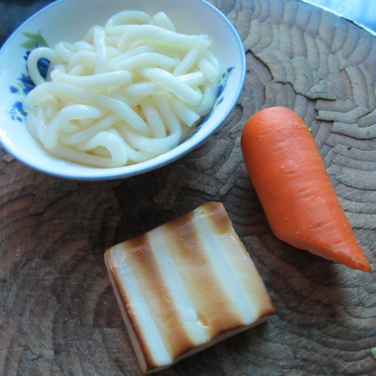 豆腐胡萝卜煮粉步骤1