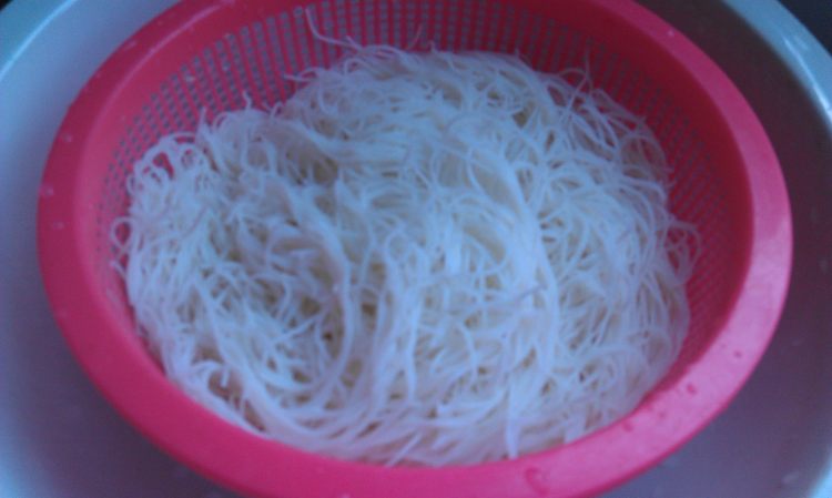 清鸡汤米粉步骤2