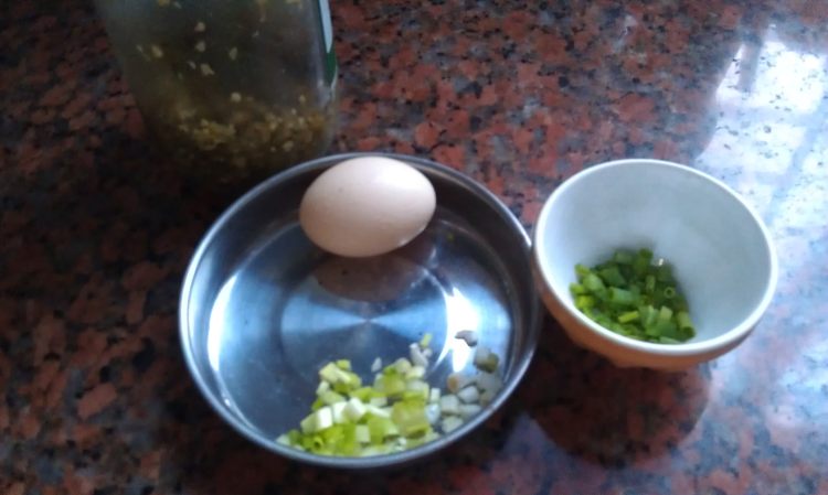 鸡蛋汤米粉步骤2