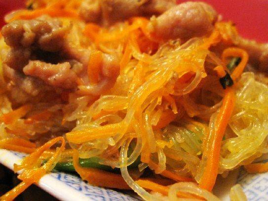 胡萝卜炒粉丝步骤5