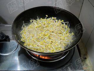干锅豆芽粉丝步骤4