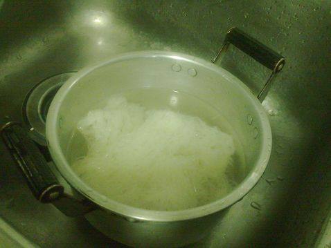香葱沙葛炒米粉步骤5