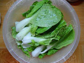 五香牛肉炒米粉步骤2