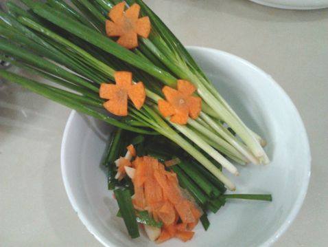 韭菜通心粉步骤1