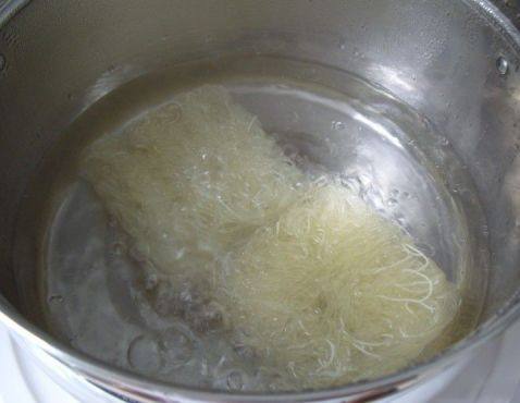 肉丝豇豆炒米粉步骤2