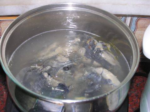 乌鸡汤米粉步骤1
