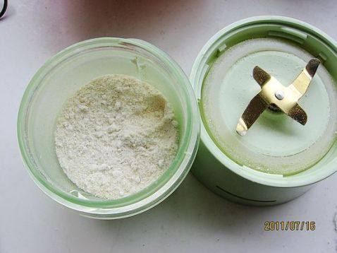 自制蒸菜米粉步骤7