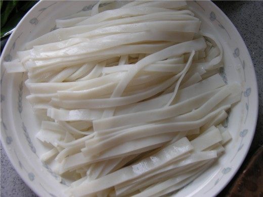干炒牛河步骤2