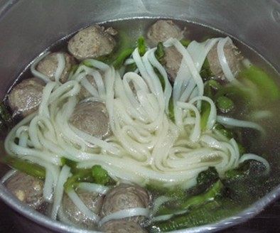 简单美味牛肉丸河粉 步骤5