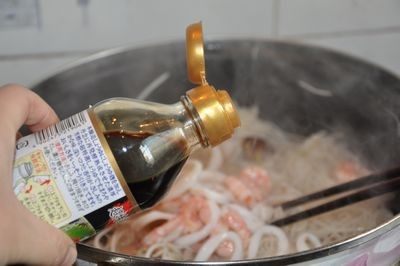 海鲜炒粉步骤10