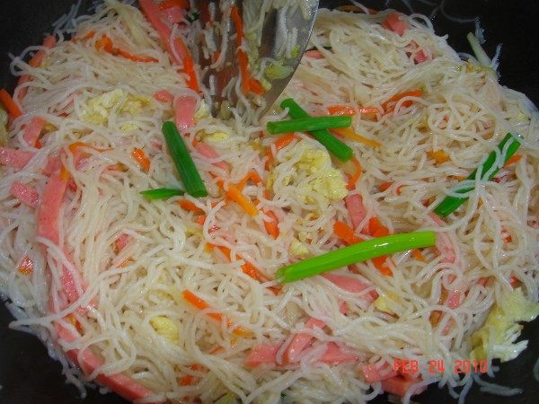 三丝炒米粉步骤9