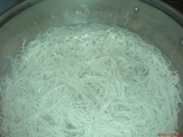 白菜米粉步骤1