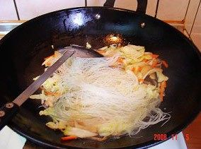 素炒台式米粉步骤6