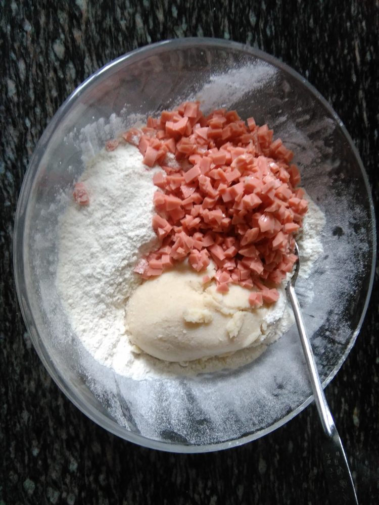 火腿肠豆渣饼步骤4