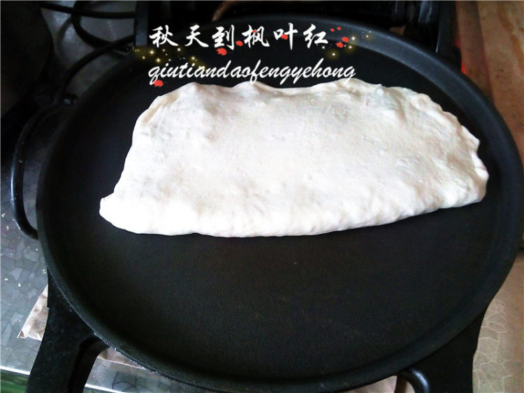 圆白菜熟肉饼步骤7
