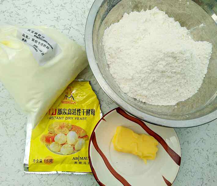 奶香发面饼步骤1