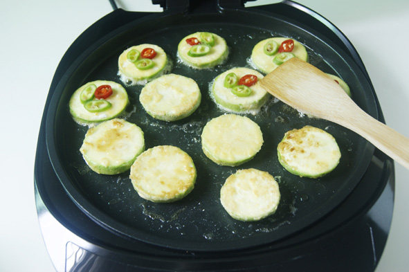 韩式西葫芦煎饼步骤9