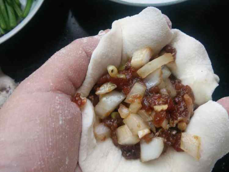 洋葱牛肉饼步骤9