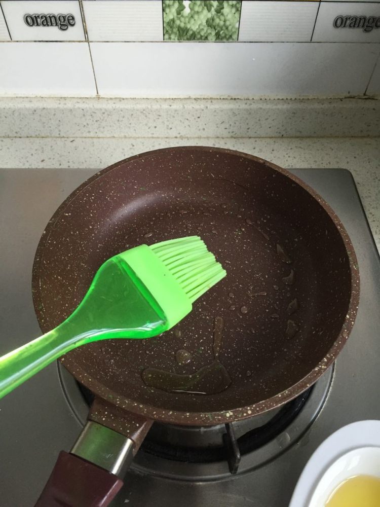 火龙果鸡蛋淋饼步骤6